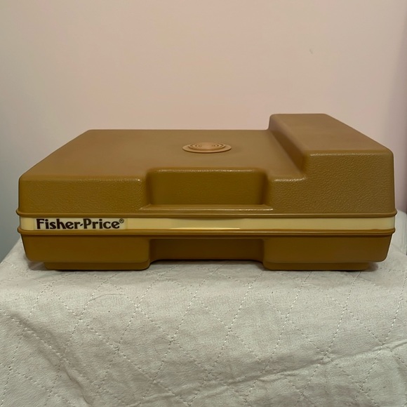 Vintage Fisher-Price Children’s Record Player - Picture 2 of 7